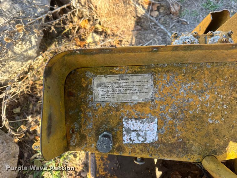 image for item ER0247 Caterpillar 613 elevating scraper