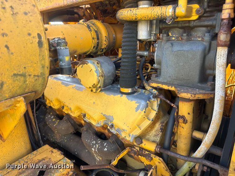 image for item ER0247 Caterpillar 613 elevating scraper