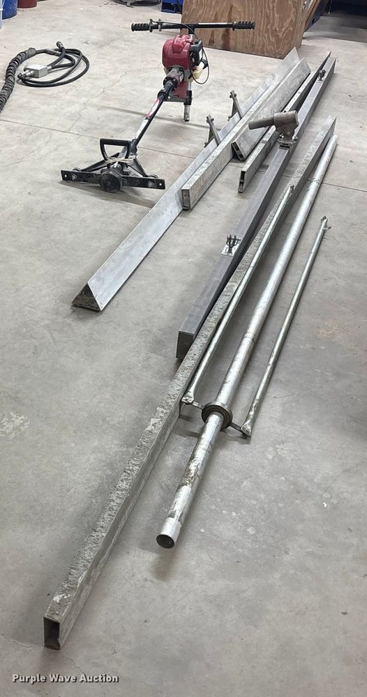 image for item ES1000 Black Beauty  vibrating screed 