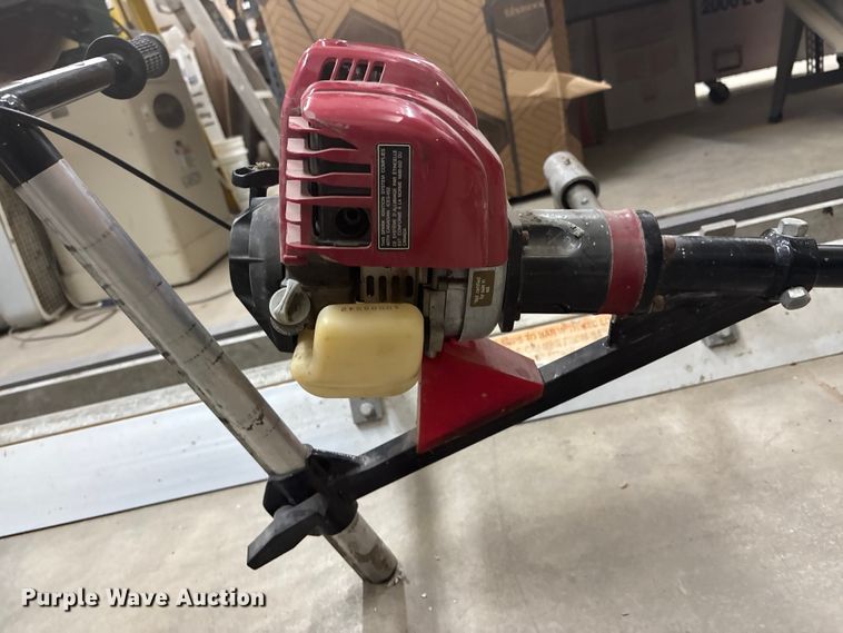 image for item ES1000 Black Beauty  vibrating screed 