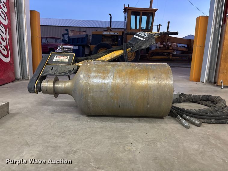 image for item ES1003 Curb roller