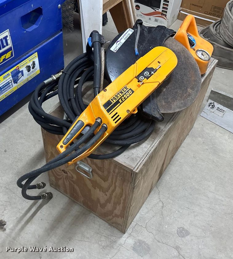image for item ES1004 Partner K2500 hydraulic concrete saw