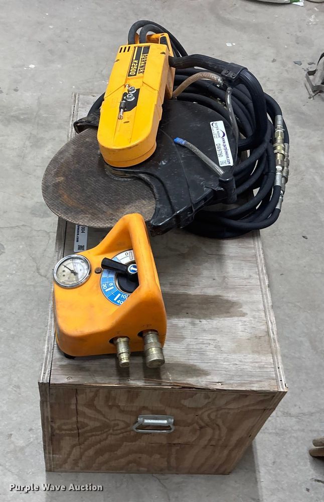 image for item ES1004 Partner K2500 hydraulic concrete saw