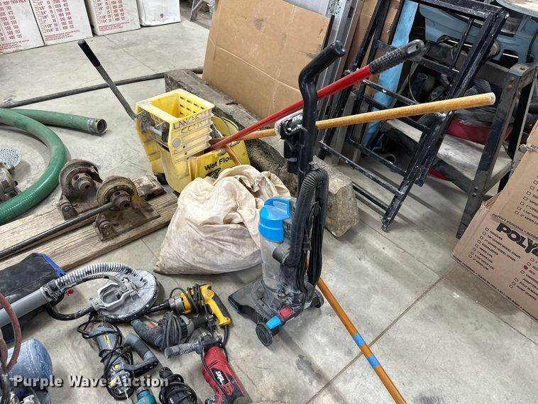 image for item ES1007 Tools