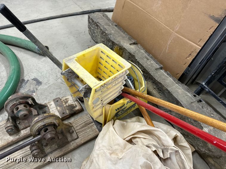 image for item ES1007 Tools