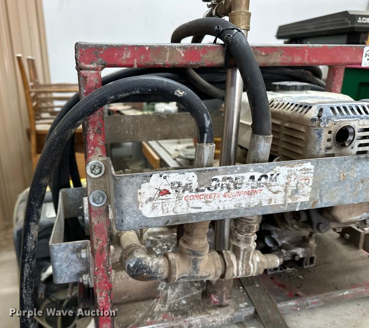 image for item ES1011 Allen Razorback curing compound power sprayer