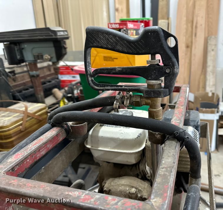 image for item ES1011 Allen Razorback curing compound power sprayer