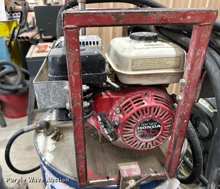 image for item ES1011 Allen Razorback curing compound power sprayer