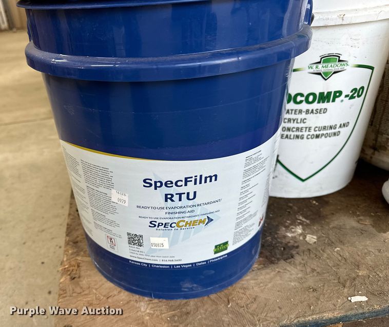 image for item ES1011 Allen Razorback curing compound power sprayer