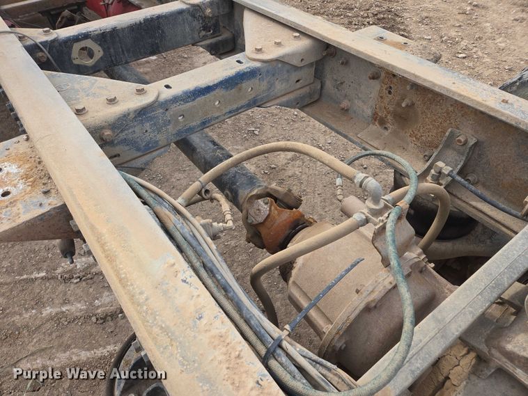 image for item ES2526 1977 Kenworth W900A truck cab and chassis