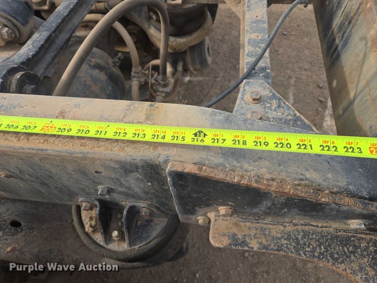 image for item ES2526 1977 Kenworth W900A truck cab and chassis