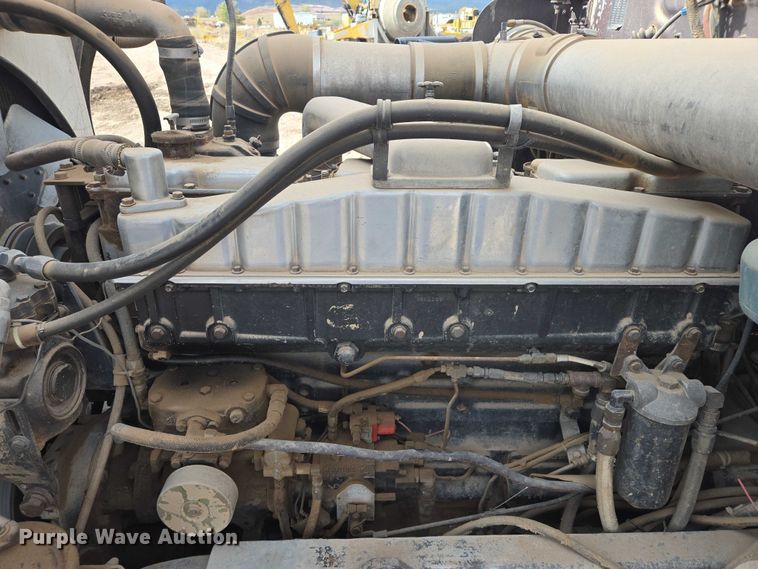 image for item ES2526 1977 Kenworth W900A truck cab and chassis