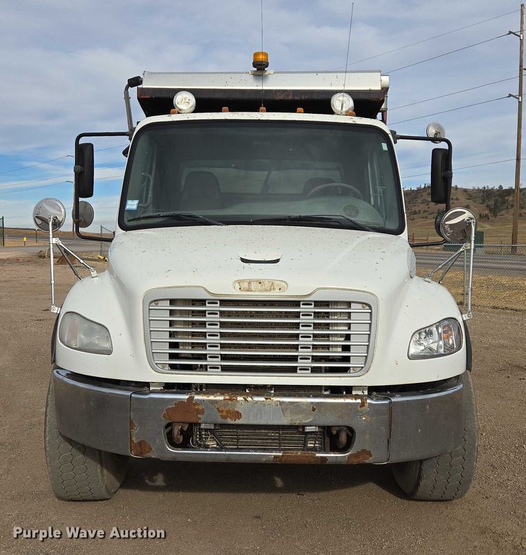image for item ES2527 2005 Freightliner M2 dump truck