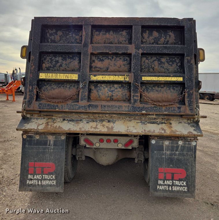 image for item ES2527 2005 Freightliner M2 dump truck