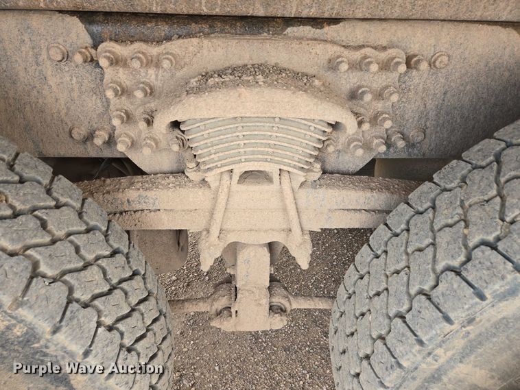 image for item ES2527 2005 Freightliner M2 dump truck