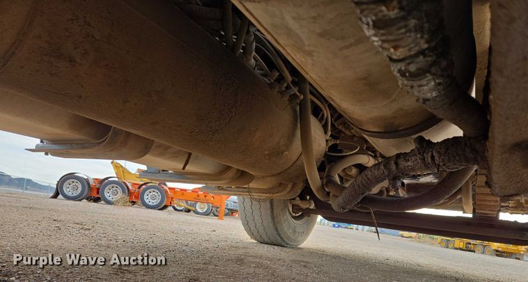 image for item ES2527 2005 Freightliner M2 dump truck