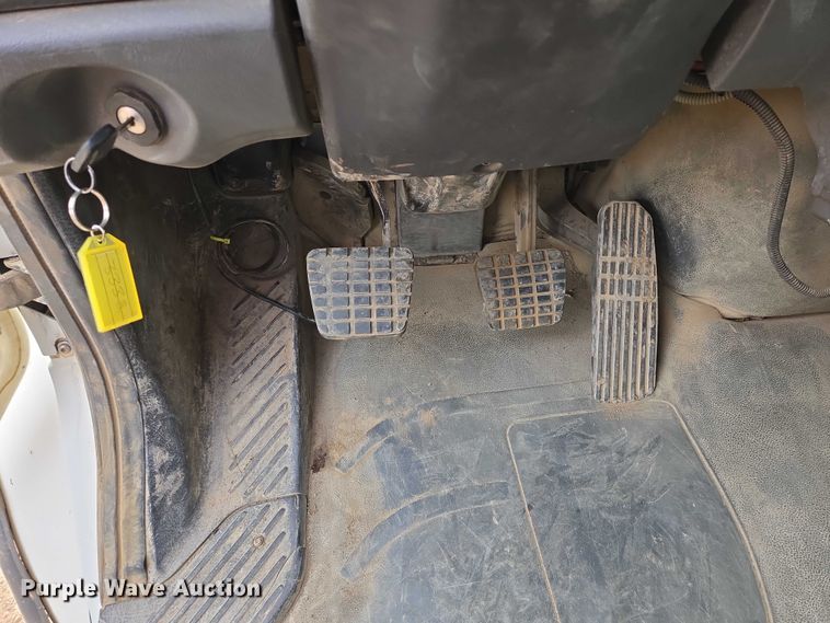 image for item ES2527 2005 Freightliner M2 dump truck