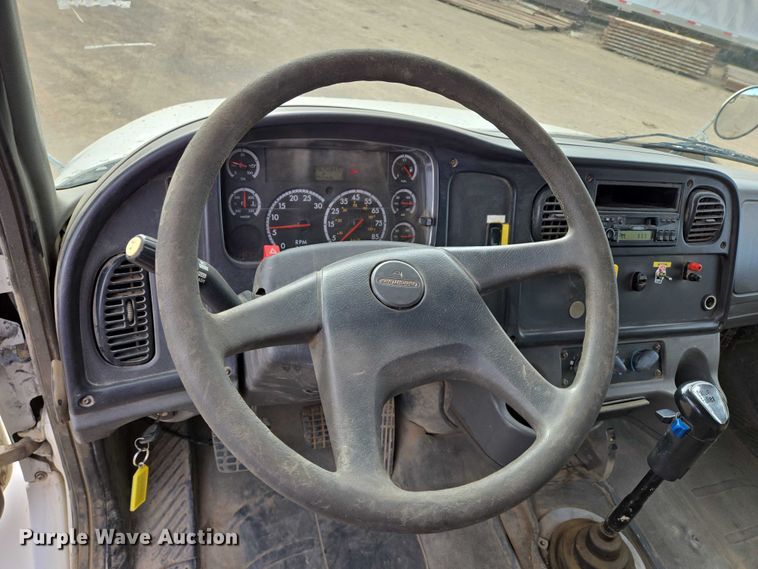 image for item ES2527 2005 Freightliner M2 dump truck