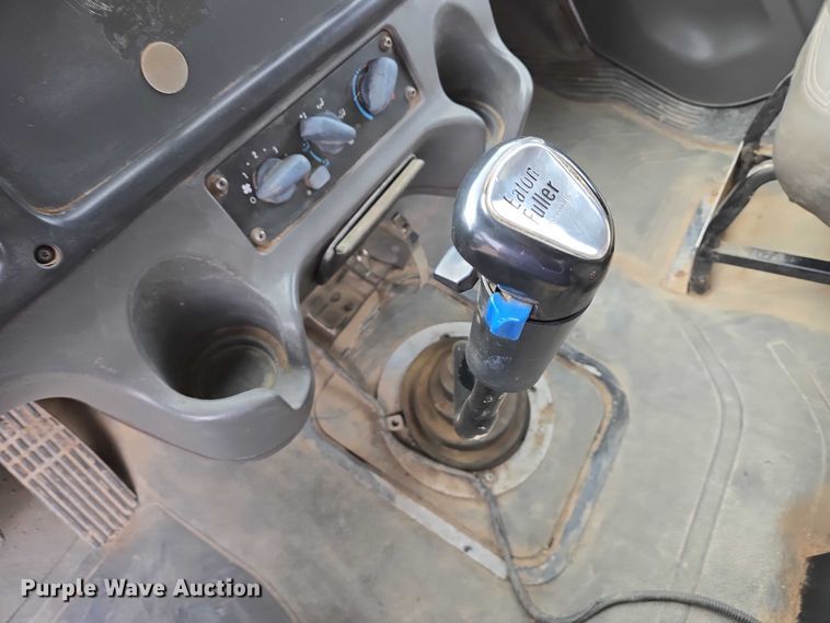 image for item ES2527 2005 Freightliner M2 dump truck