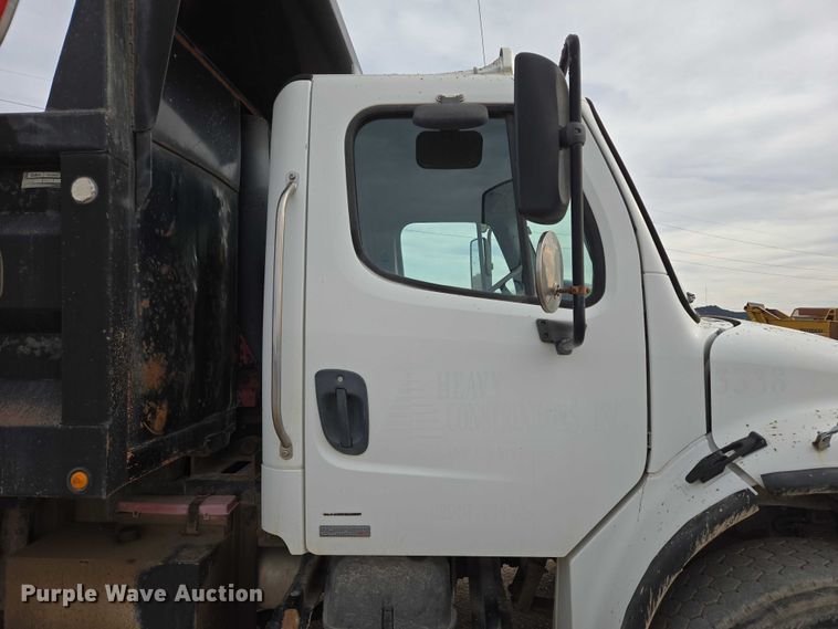 image for item ES2527 2005 Freightliner M2 dump truck