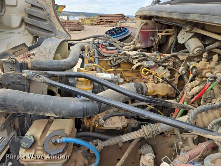 image for item ES2527 2005 Freightliner M2 dump truck