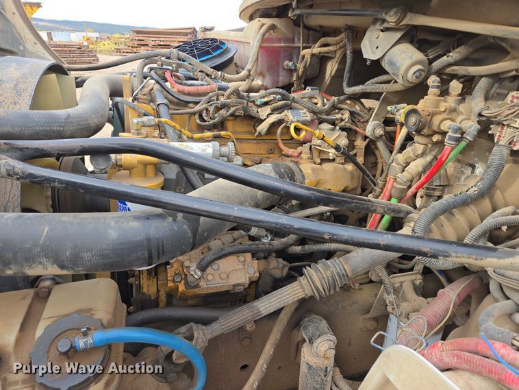 image for item ES2527 2005 Freightliner M2 dump truck