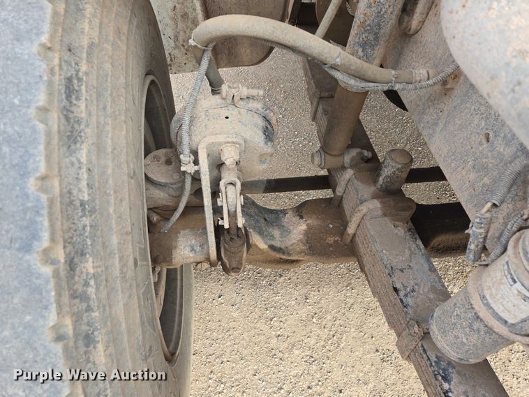 image for item ES2527 2005 Freightliner M2 dump truck