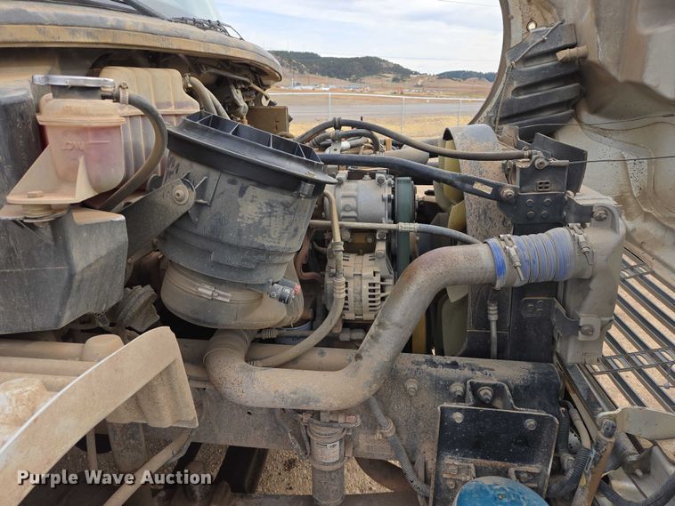 image for item ES2527 2005 Freightliner M2 dump truck