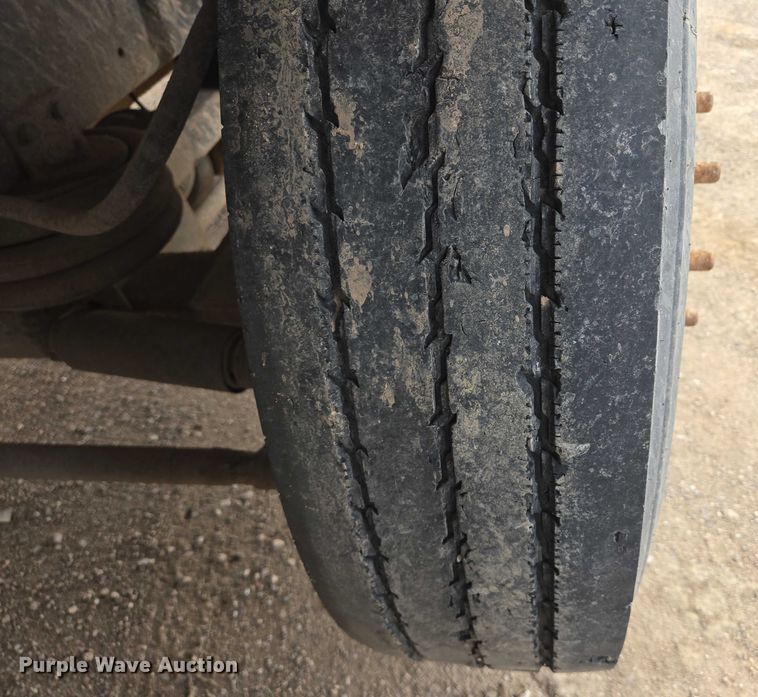 image for item ES2527 2005 Freightliner M2 dump truck