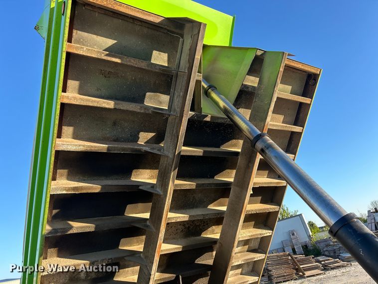 image for item ET3099 2006 Freightliner Business Class M2 dump truck