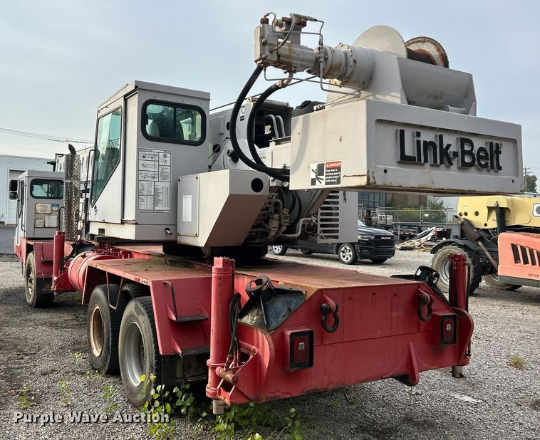 image for item ET3207 1984 Link-Belt HTC-814 crane