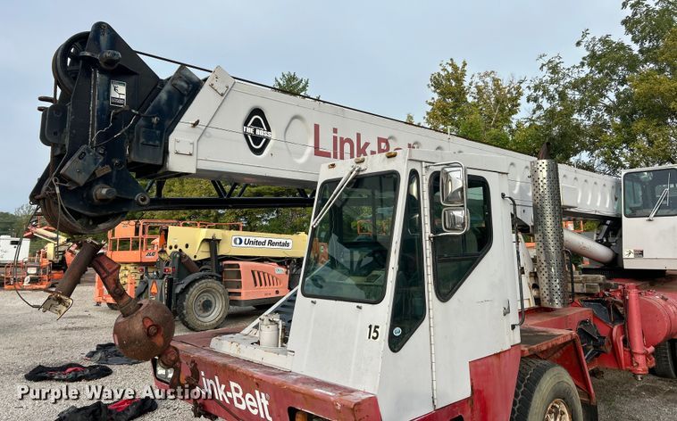 image for item ET3207 1984 Link-Belt HTC-814 crane