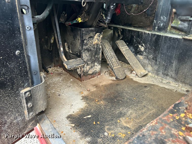 image for item ET3207 1984 Link-Belt HTC-814 crane