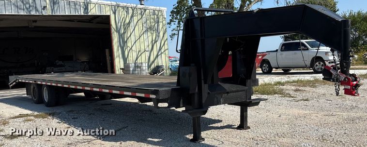 image for item ET4550 2015 Gator Made 35' Gooseneck Trailer equipment trailer