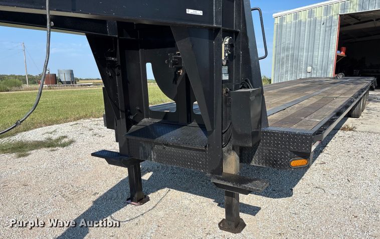 image for item ET4550 2015 Gator Made 35' Gooseneck Trailer equipment trailer