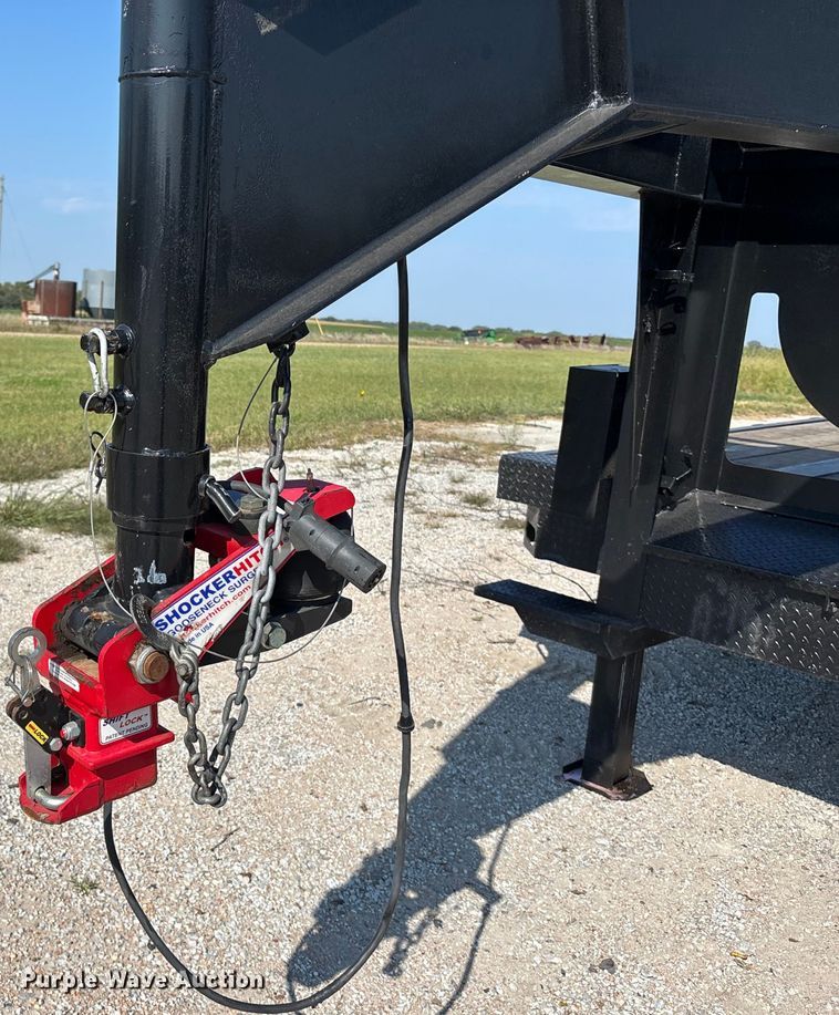 image for item ET4550 2015 Gator Made 35' Gooseneck Trailer equipment trailer