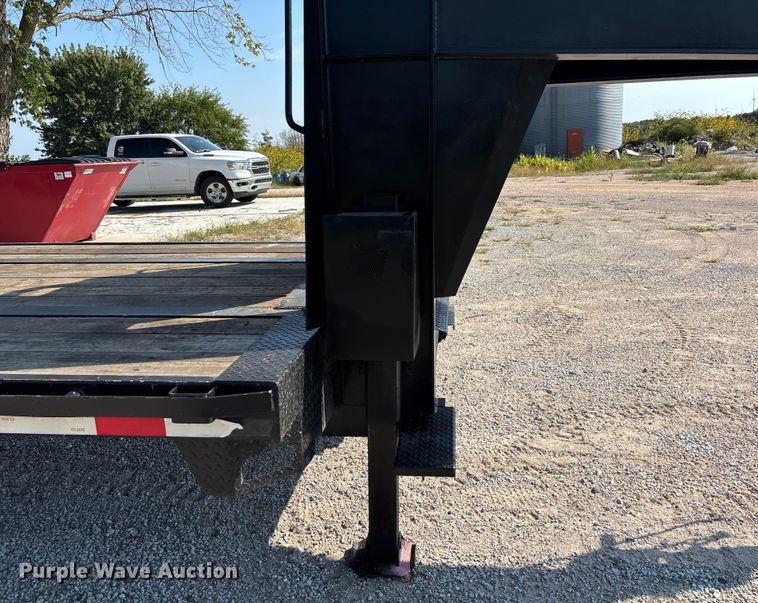 image for item ET4550 2015 Gator Made 35' Gooseneck Trailer equipment trailer