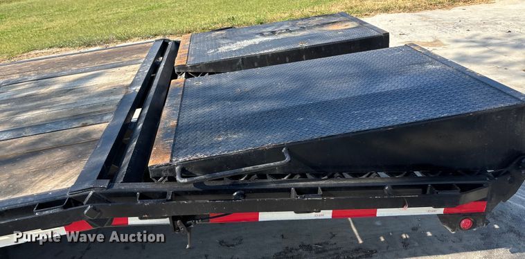image for item ET4550 2015 Gator Made 35' Gooseneck Trailer equipment trailer