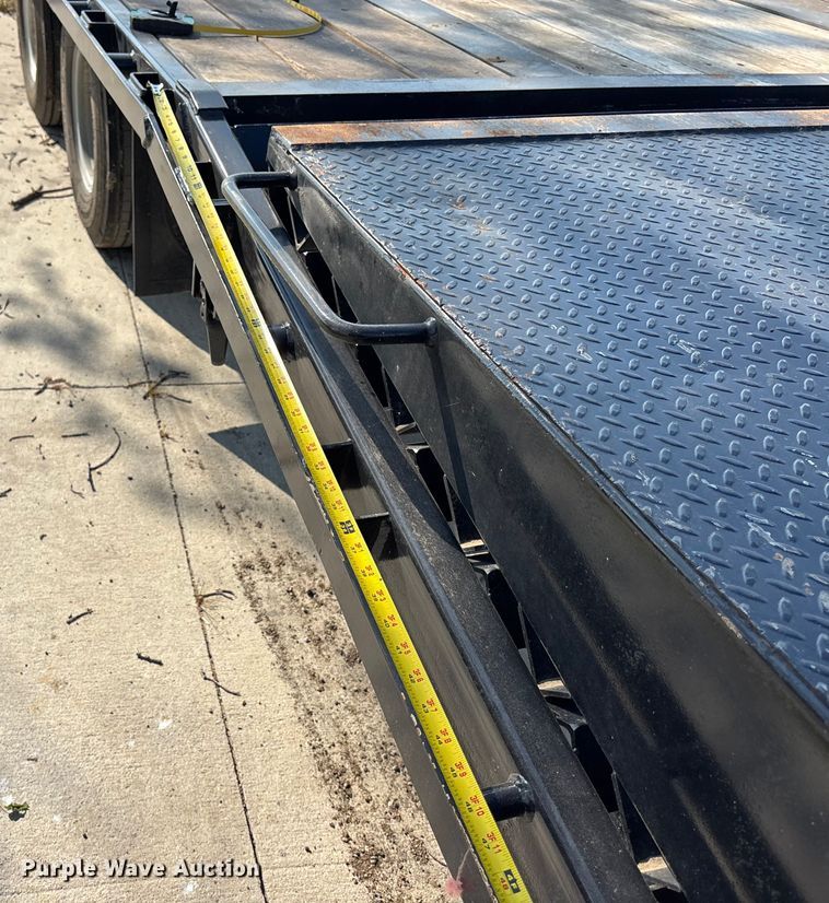 image for item ET4550 2015 Gator Made 35' Gooseneck Trailer equipment trailer