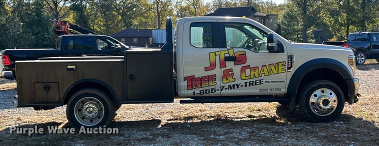 image for item ET6502 2018 Ford F450 Super Duty SuperCab flatbed truck