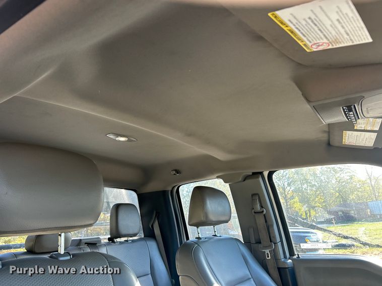 image for item ET6502 2018 Ford F450 Super Duty SuperCab flatbed truck