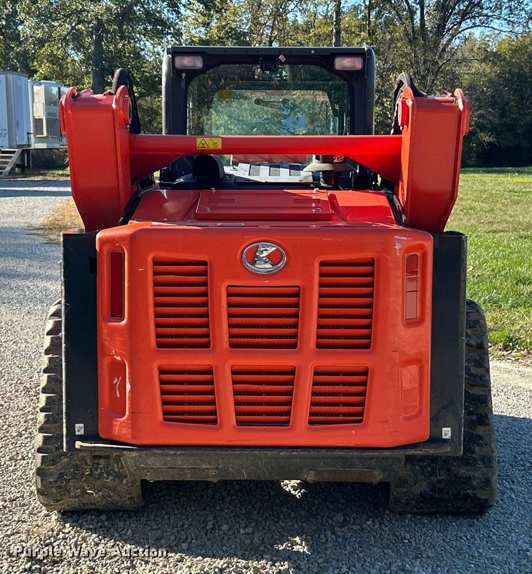 image for item ET6503 2022 Kubota SVL97-2 tracked skid steer loader