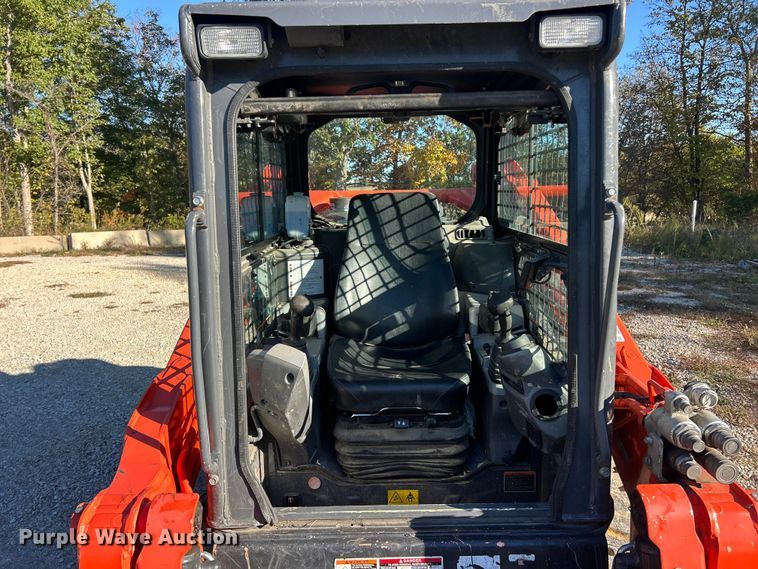 image for item ET6503 2022 Kubota SVL97-2 tracked skid steer loader