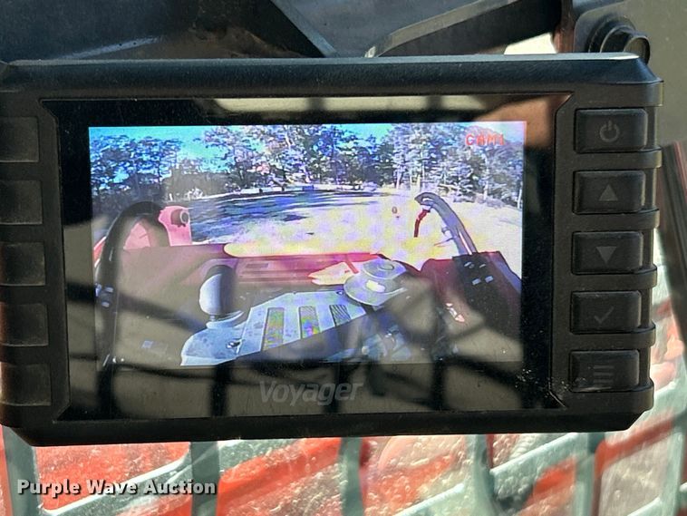 image for item ET6503 2022 Kubota SVL97-2 tracked skid steer loader