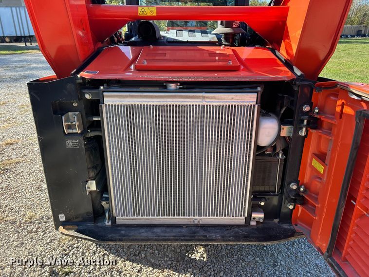 image for item ET6503 2022 Kubota SVL97-2 tracked skid steer loader