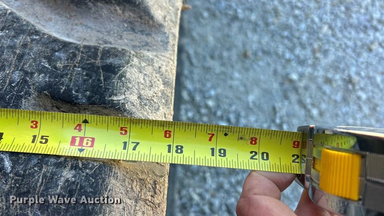 image for item ET6503 2022 Kubota SVL97-2 tracked skid steer loader