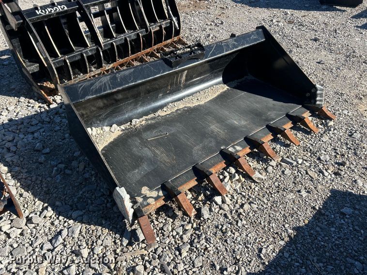 image for item ET6503 2022 Kubota SVL97-2 tracked skid steer loader