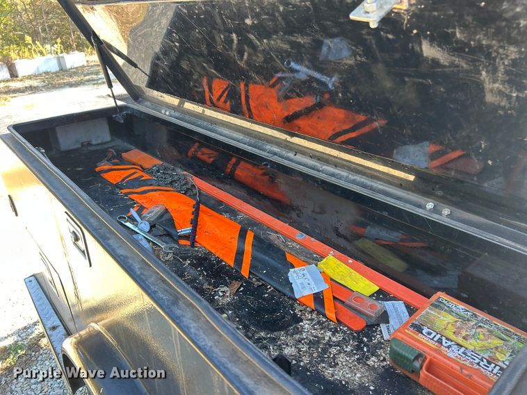 image for item ET6504 2020 Ford F450 Super Duty Crew Cab flatbed truck