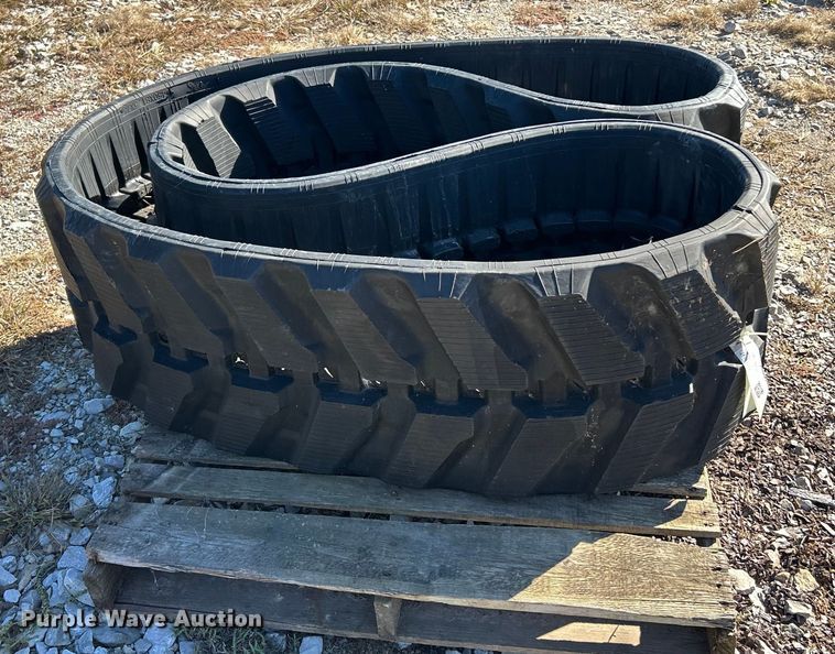 image for item ET6507 Excavator track