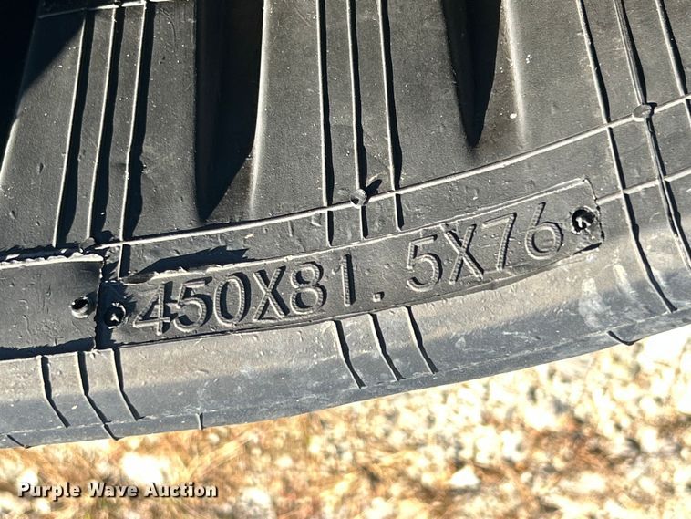 image for item ET6507 Excavator track